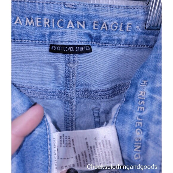 American Eagle Hi-Rise Jegging Distressed Light Wash Jeans size 2 Regular - Picture 7 of 7